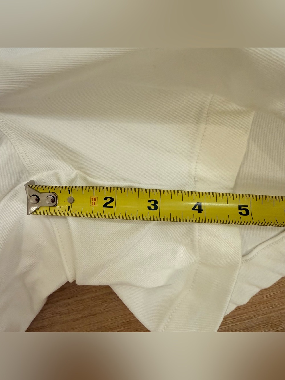 Spanx Stretch Twill Shorts Womens L White Pull On Tummy Control 5 Inch Inseam - Picture 8 of 8